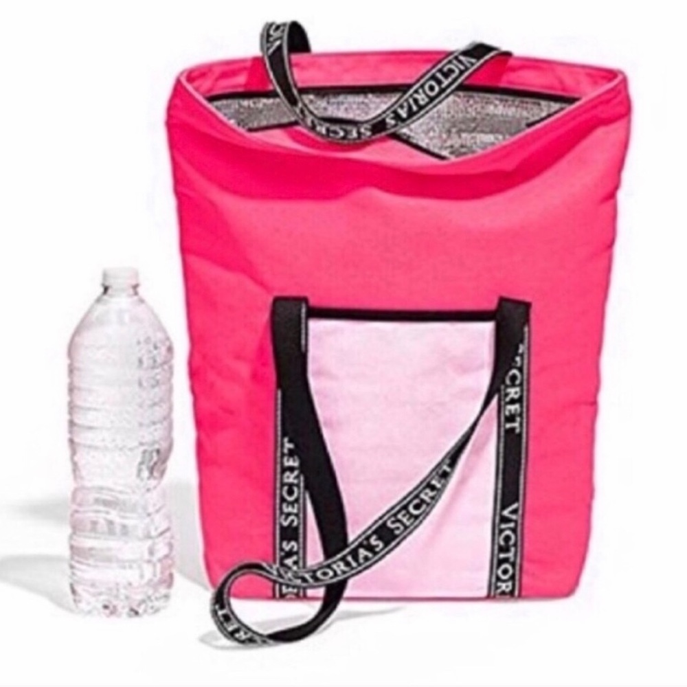 💖NWOT PINK Victoria’s Secret insulated bag💖 - Picture 2 of 5